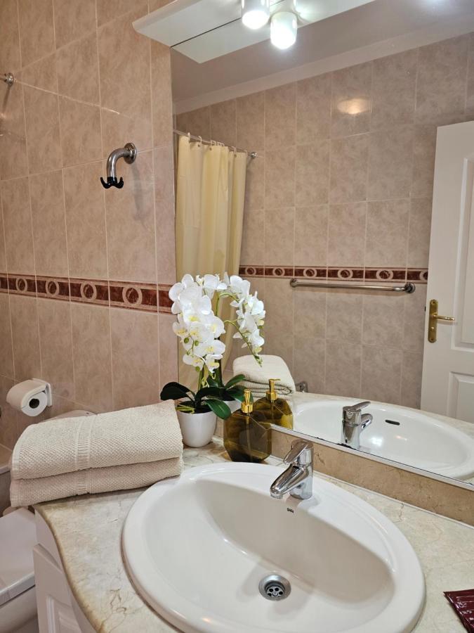 New Holiday Home Beautiful Sea View With Aircon, Costa Adeje Costa Adeje (Tenerife) Exterior photo